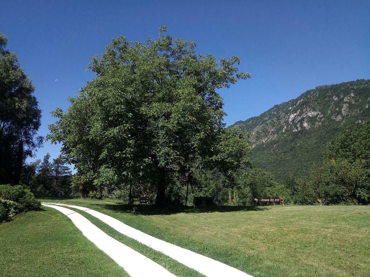 Casa Vacanze Il Noce Sovere Exterior photo