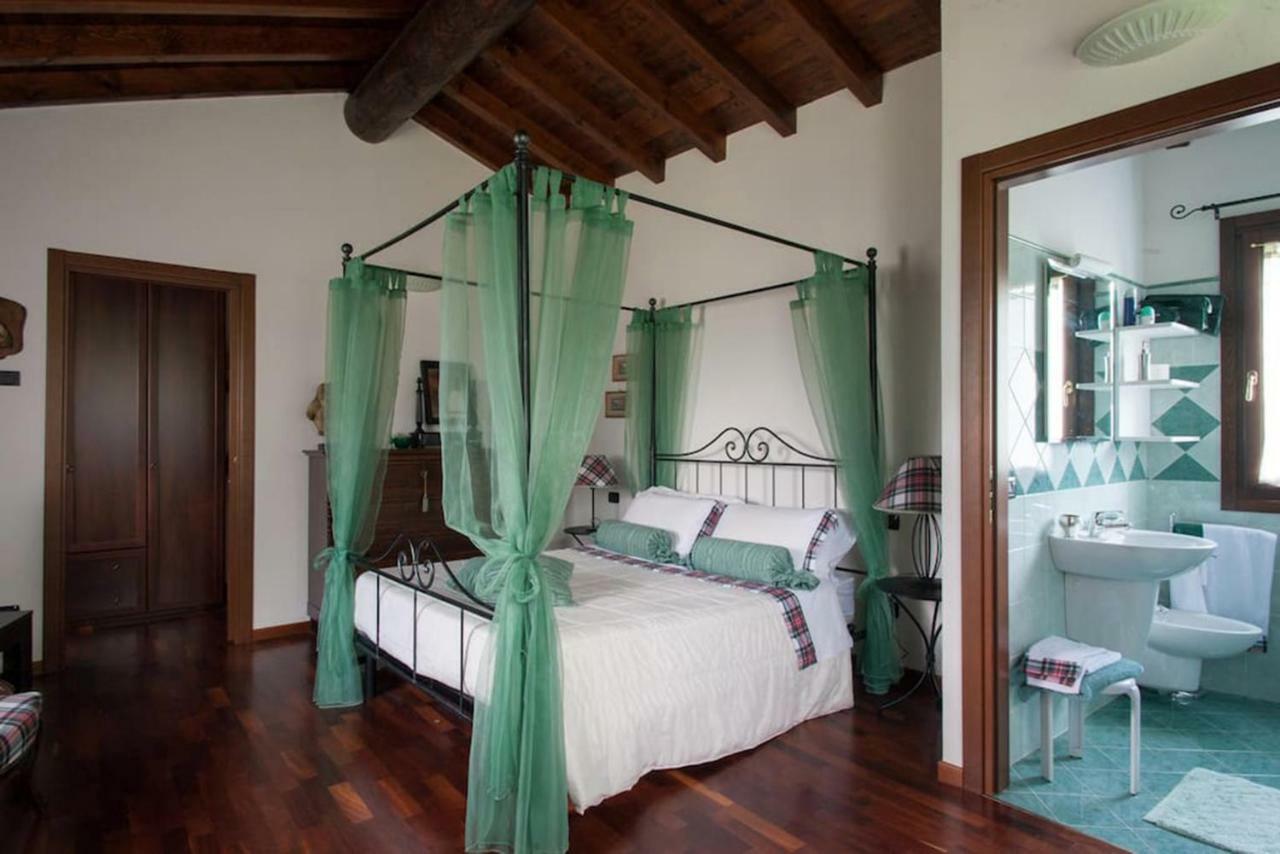 Casa Vacanze Il Noce Sovere Exterior photo